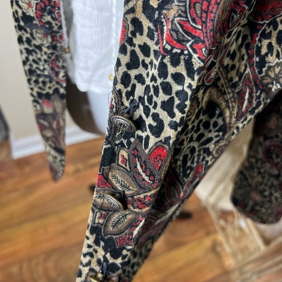 Script attitude & style faux velvet button closure blazer A7-40 - Picture 5 of 14